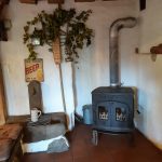 Gusseisener Ofen und einzigartige Bierzapfanlage