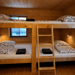 Gemütliches Schlafzimmer in der Selbstversorgerhütte